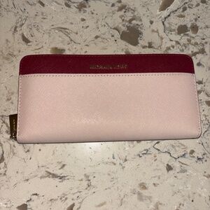 EUC Like  New Michael Kors Leather Continental Blush & Burgundy Wallet